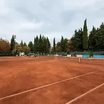 тракия плаза Szálloda 4*