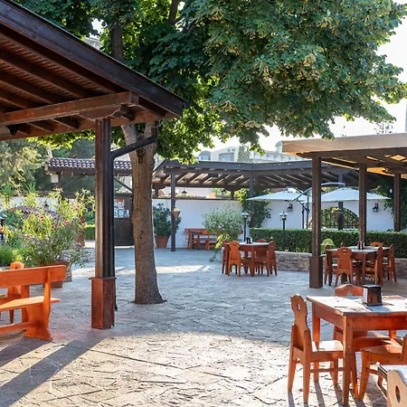 Trakia Plaza Hotel 4*